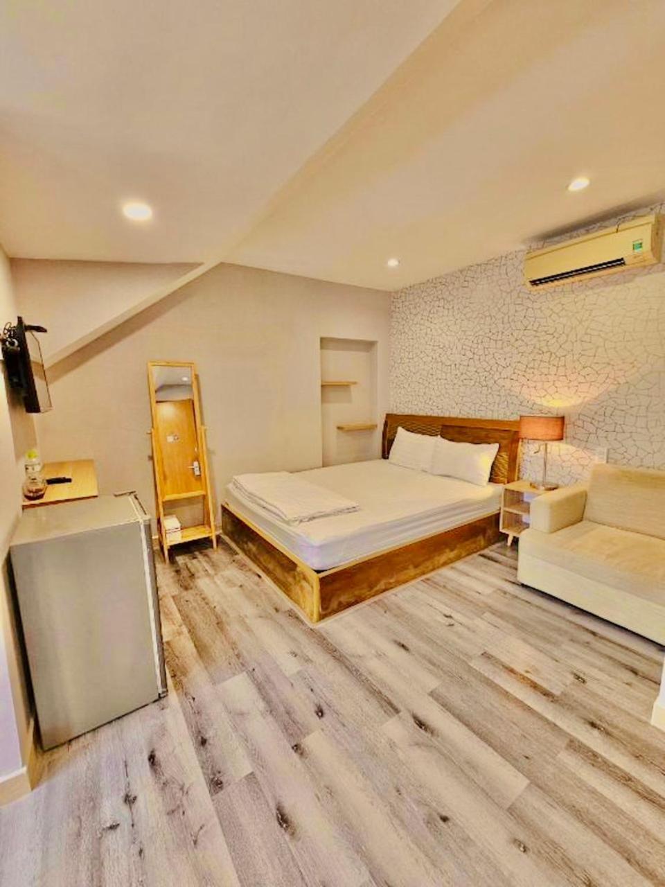 Simmi 5 Hotel & Apartment Ho Chi Minh City Exterior photo