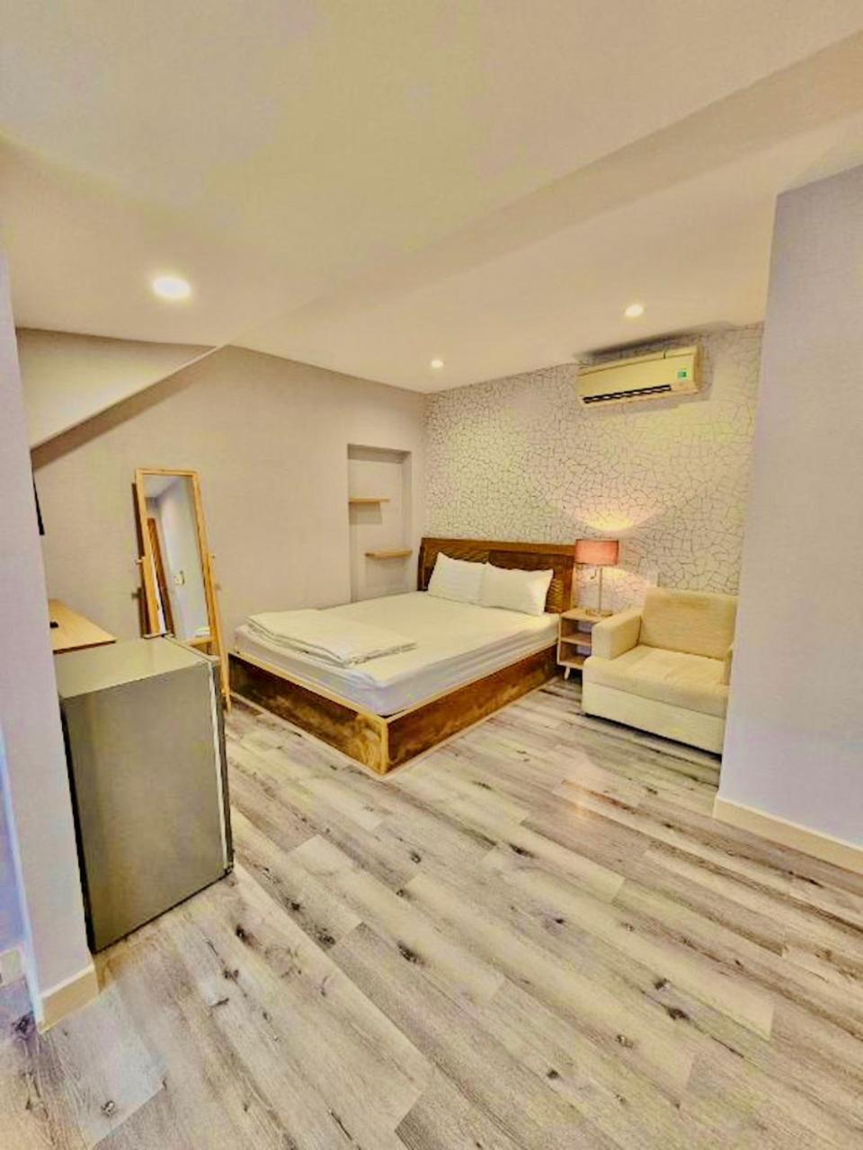 Simmi 5 Hotel & Apartment Ho Chi Minh City Exterior photo
